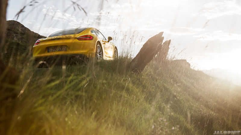 Illustration for article titled The Most Gorgeous Photos Of A Porsche Cayman You Will Ever See